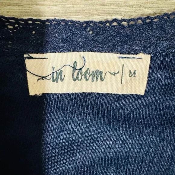 Cottagecore Fairy Blouse M Navy Blue Ditsy Floral Surplice V-Neck Peplum Boho - Picture 2 of 14